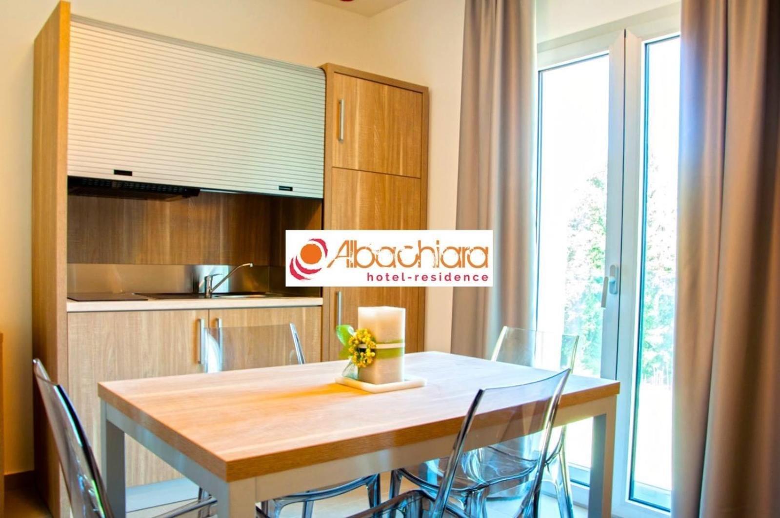 Residence Hotel Albachiara Ρίμινι Εξωτερικό φωτογραφία