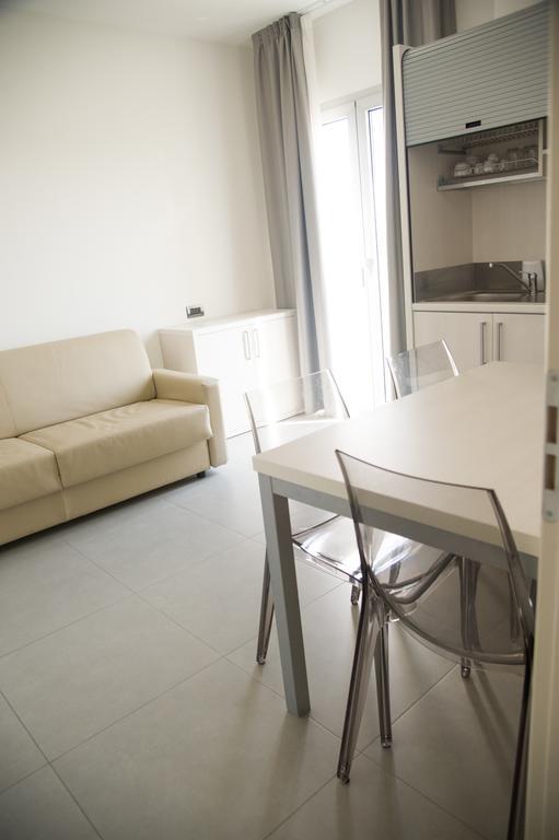 Residence Hotel Albachiara Ρίμινι Εξωτερικό φωτογραφία