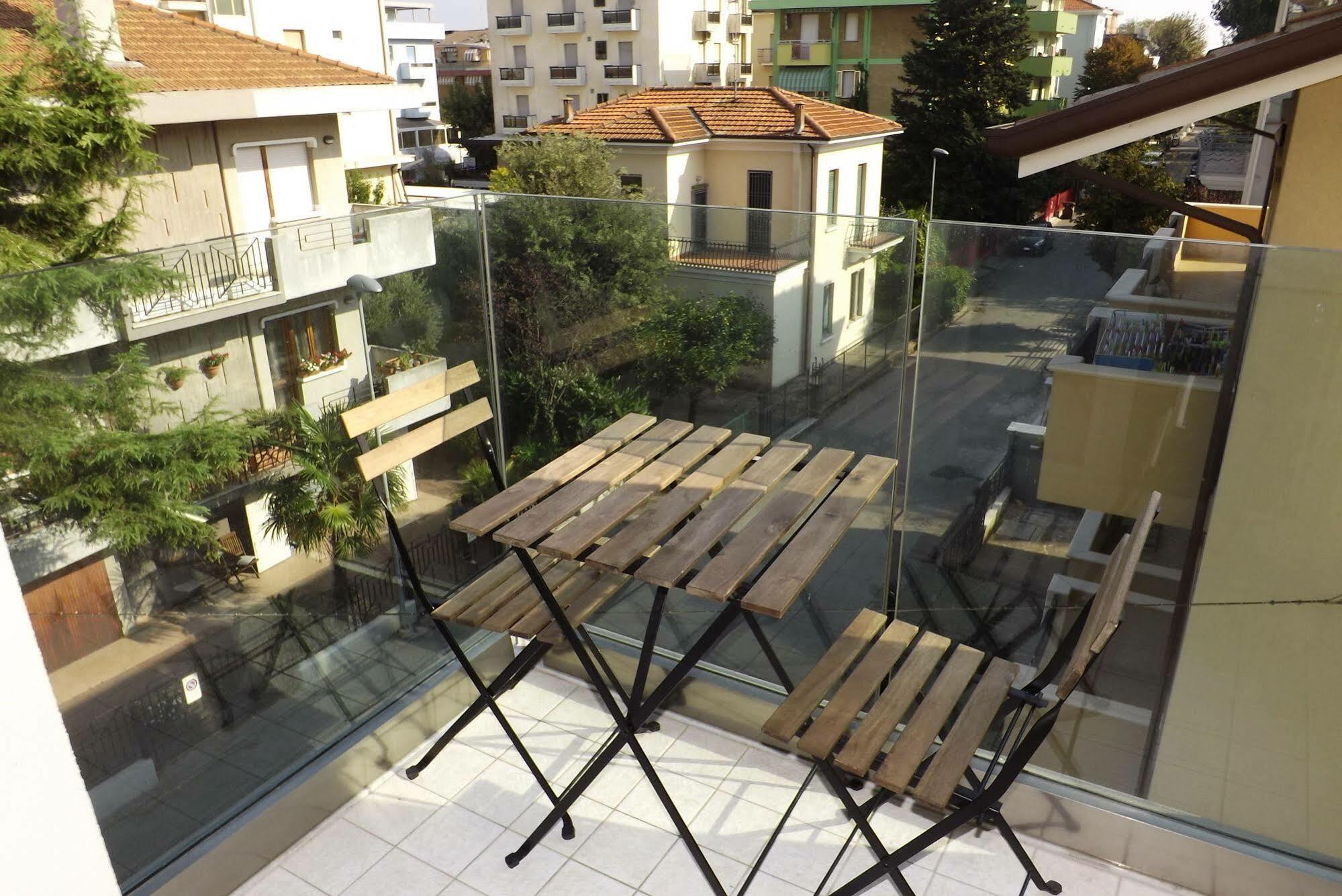 Residence Hotel Albachiara Ρίμινι Εξωτερικό φωτογραφία